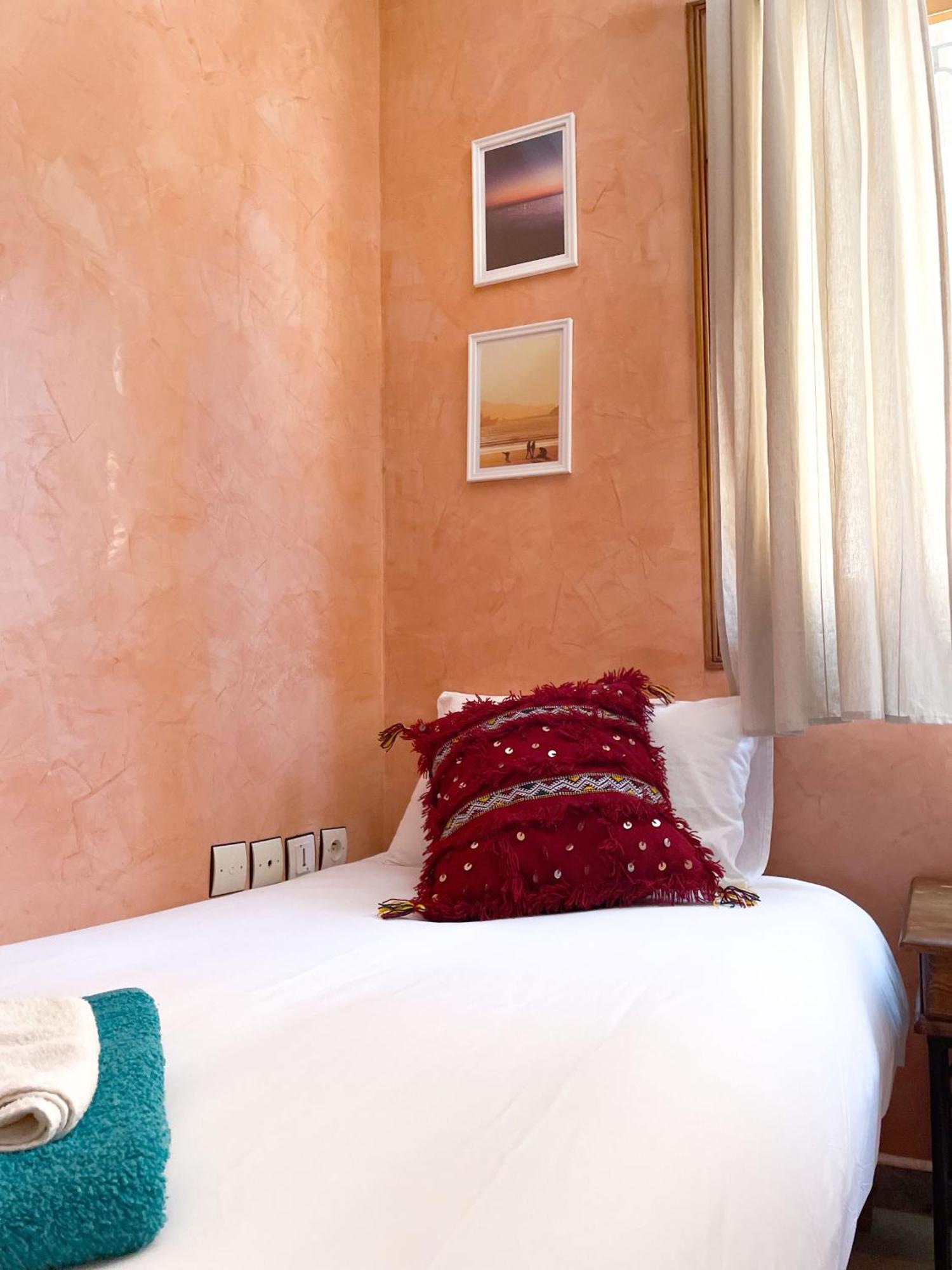Cli Surf House Morocco Hotel Tamraght Ngoại thất bức ảnh