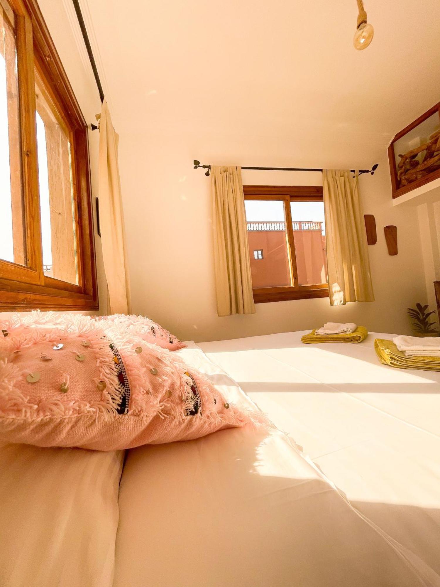 Cli Surf House Morocco Hotel Tamraght Ngoại thất bức ảnh